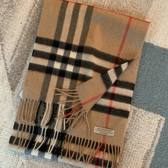 Burberry Cashmere Scarf - Picture 1 of 2